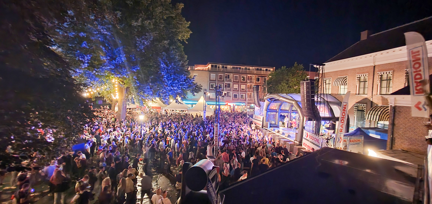 Promotietrailer-bij-RadioNL-TT-in-Assen